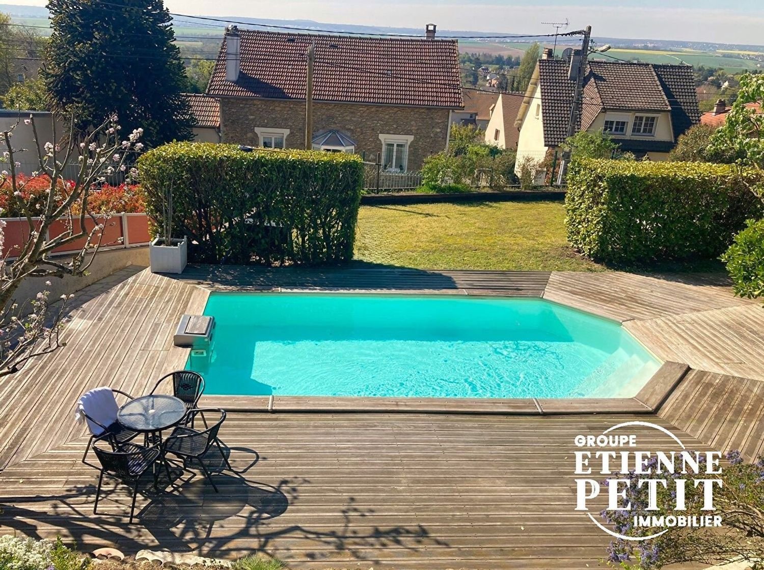 Maison à louer, 135m², Feucherolles