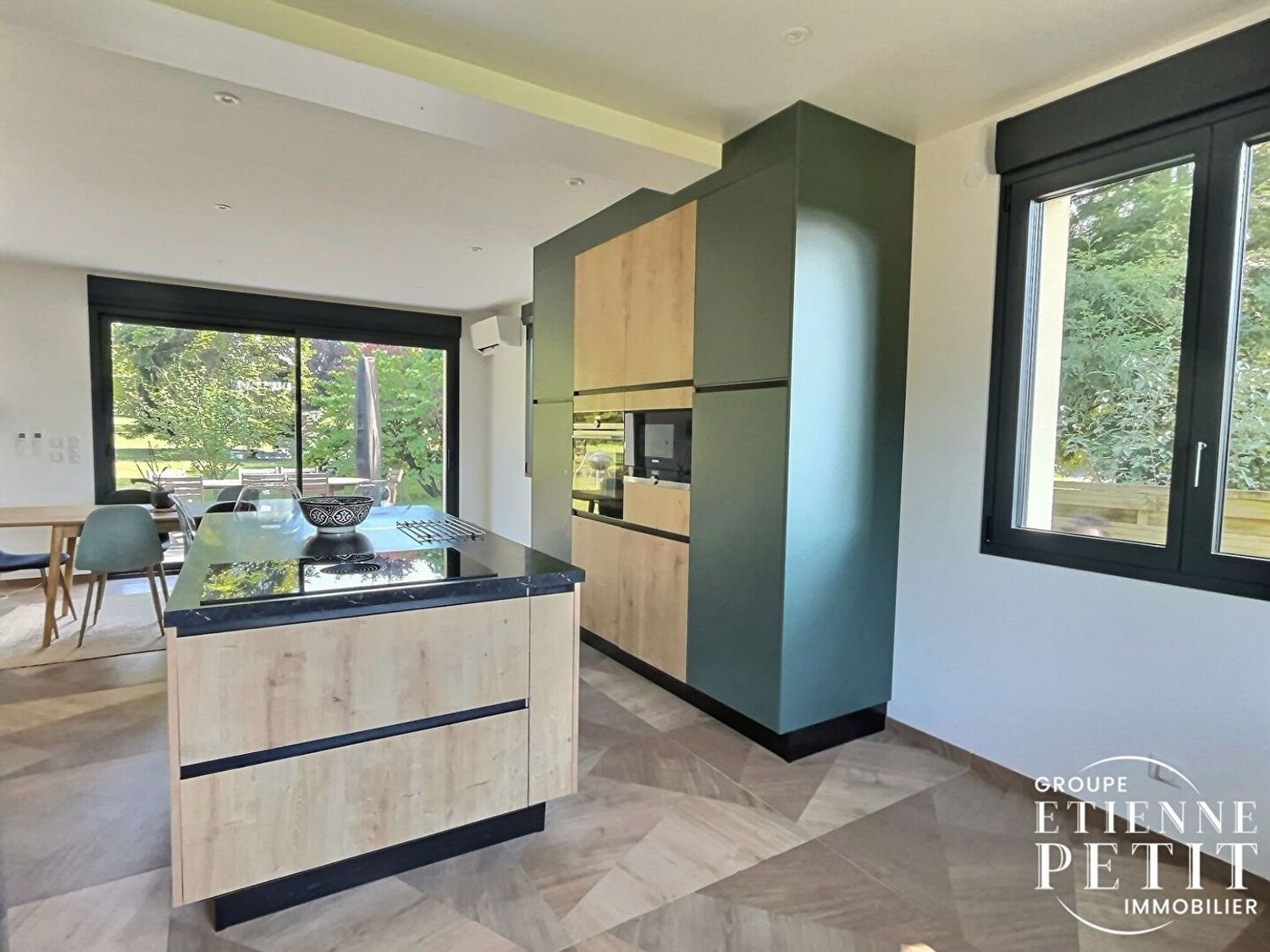 Maison à vendre, 180m², Crespières