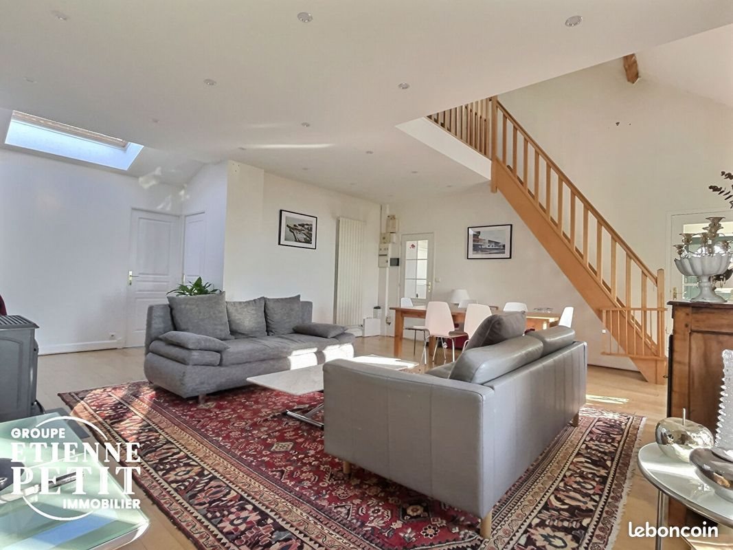Maison à vendre, 135m², Feucherolles