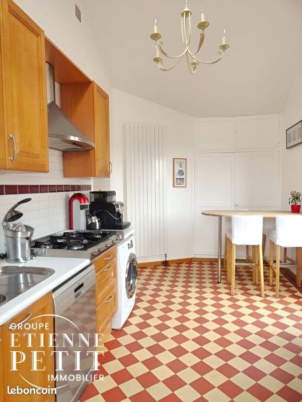 Maison à vendre, 135m², Feucherolles