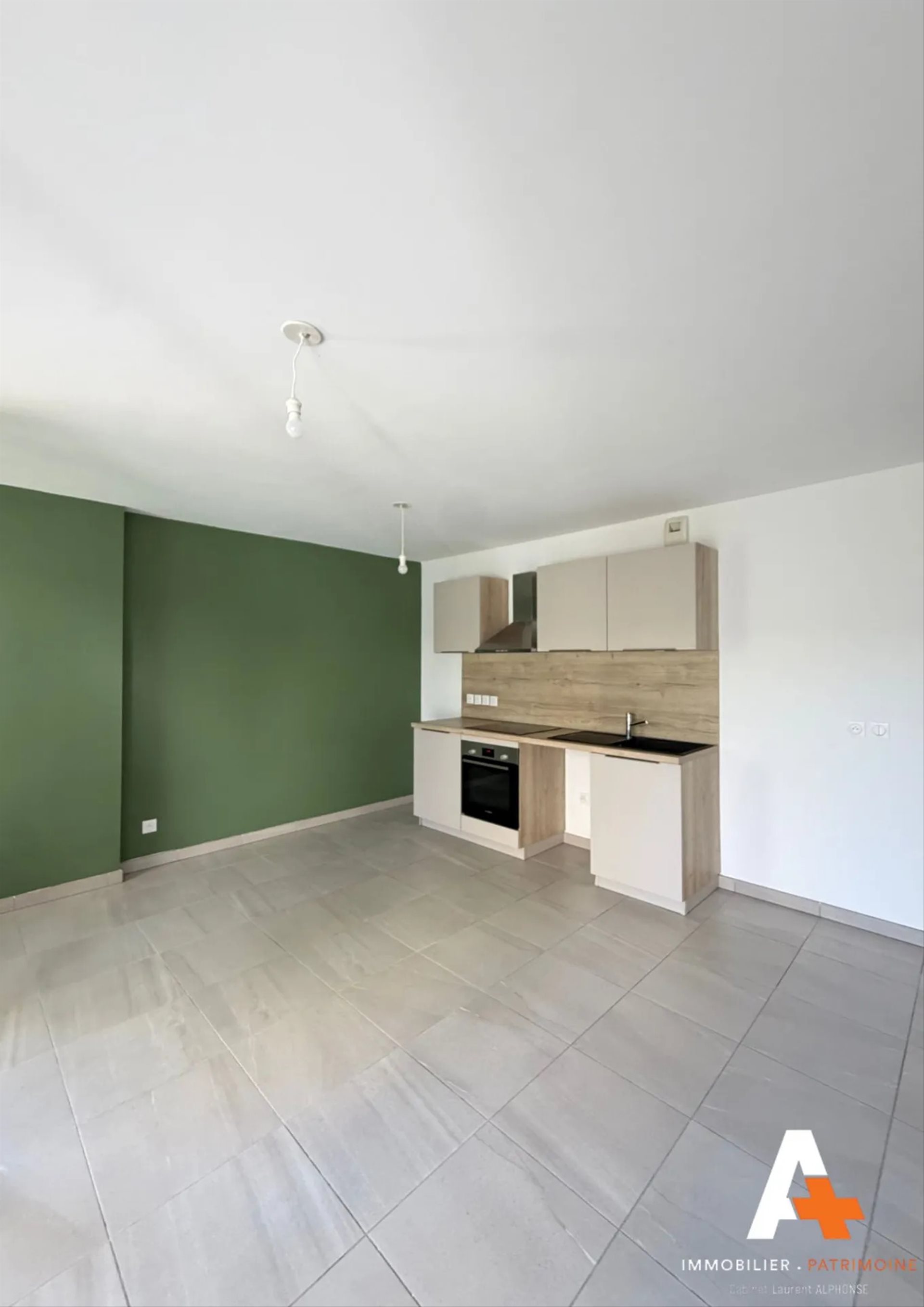 Appartement à louer, 57m², Marseille 9ème