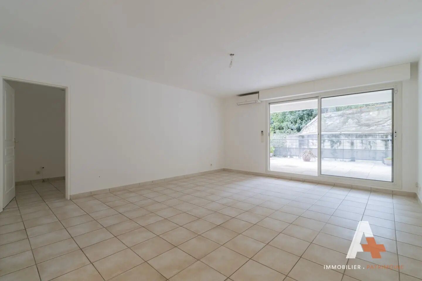 Appartement à louer, 85m², Marseille 8ème