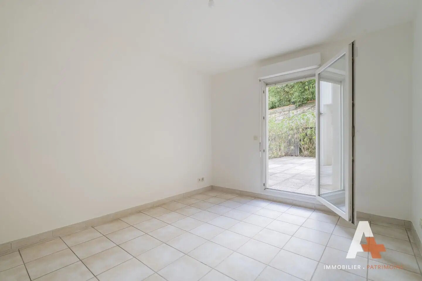 Appartement à louer, 85m², Marseille 8ème