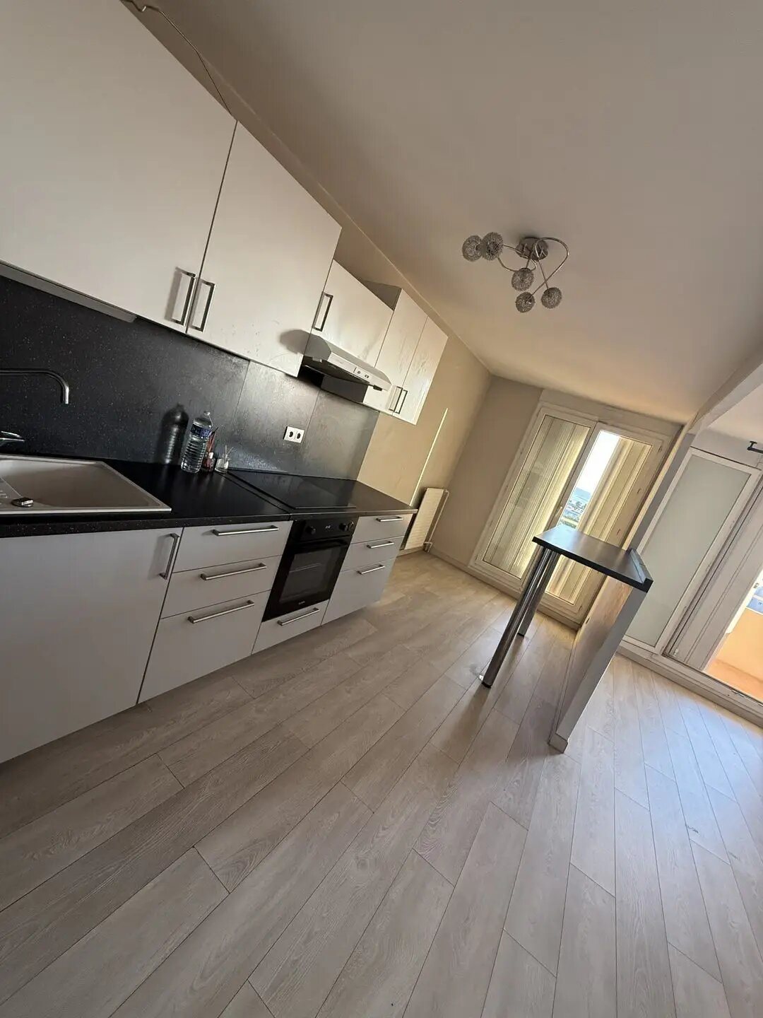 Appartement à louer, 68m², Vitrolles