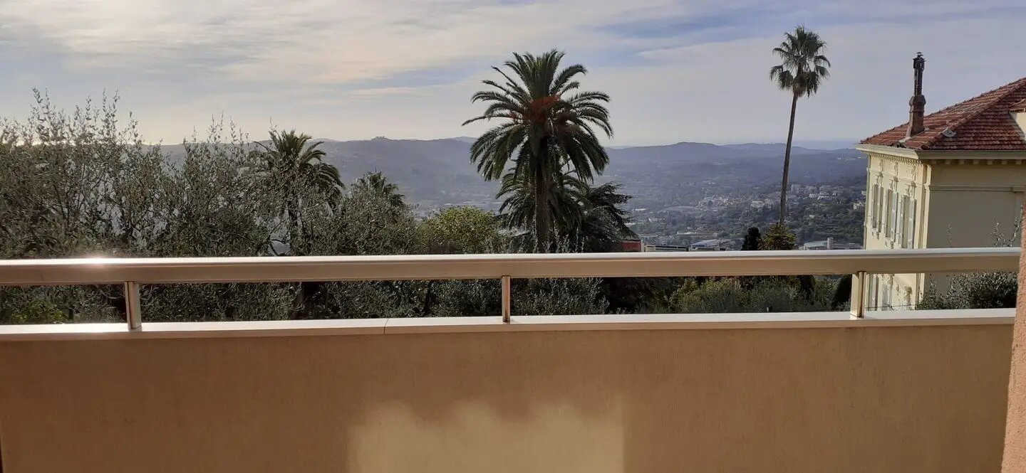 Appartement à louer, 70m², Grasse