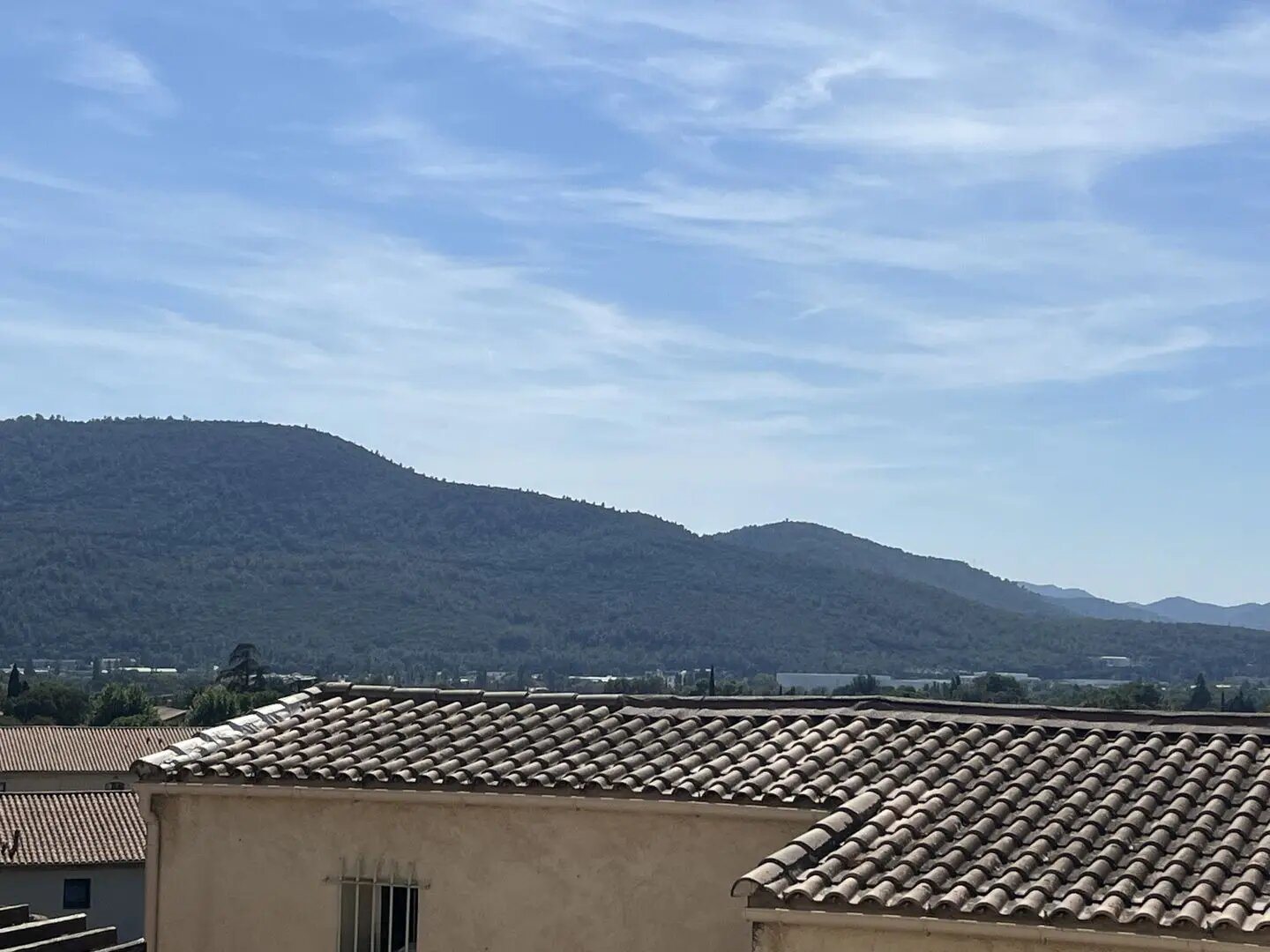Appartement à louer, 40m², Gémenos