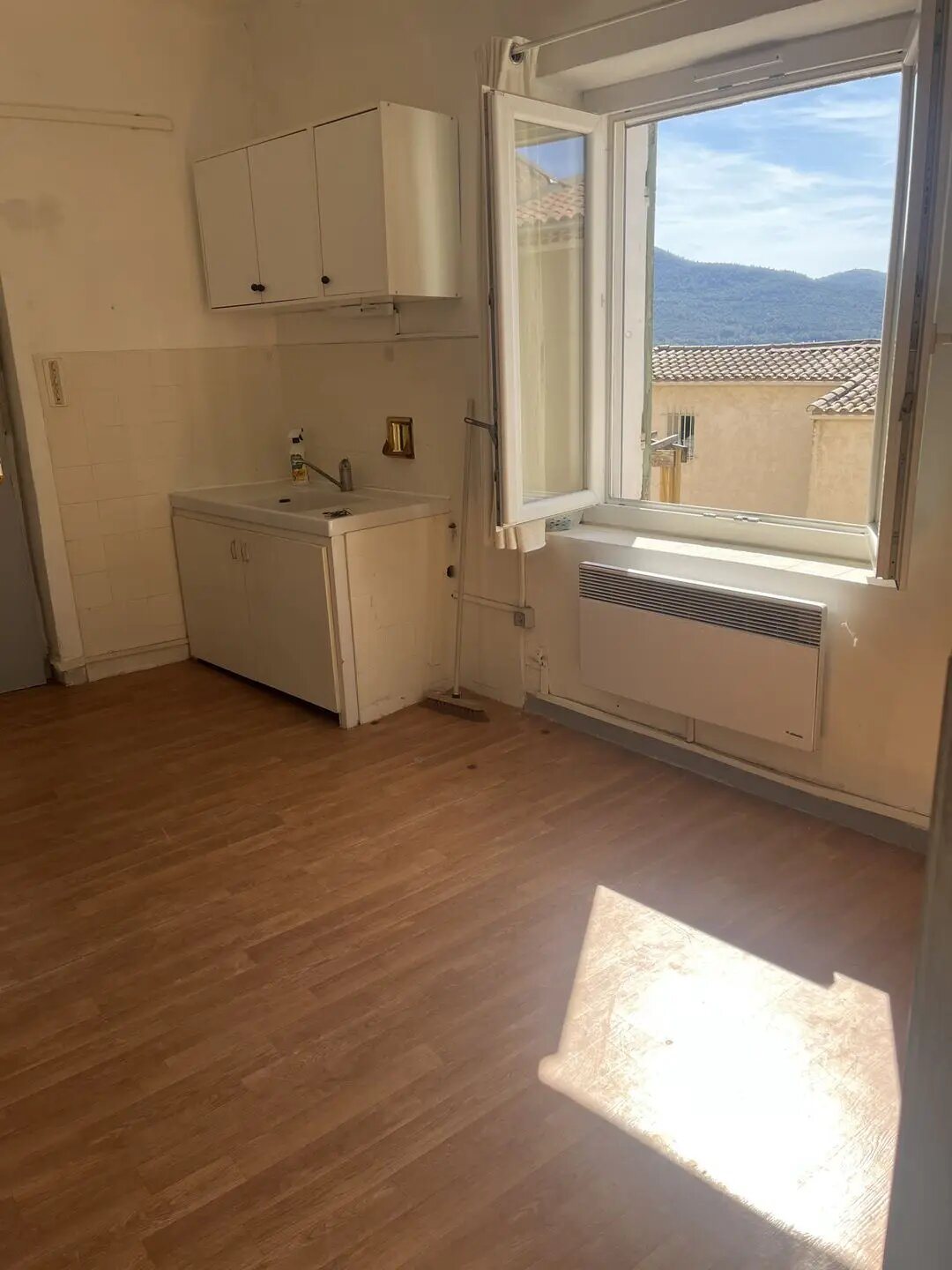 Appartement à louer, 40m², Gémenos