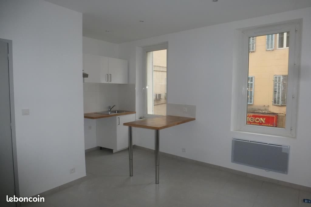 Appartement à louer, 23m², Aubagne
