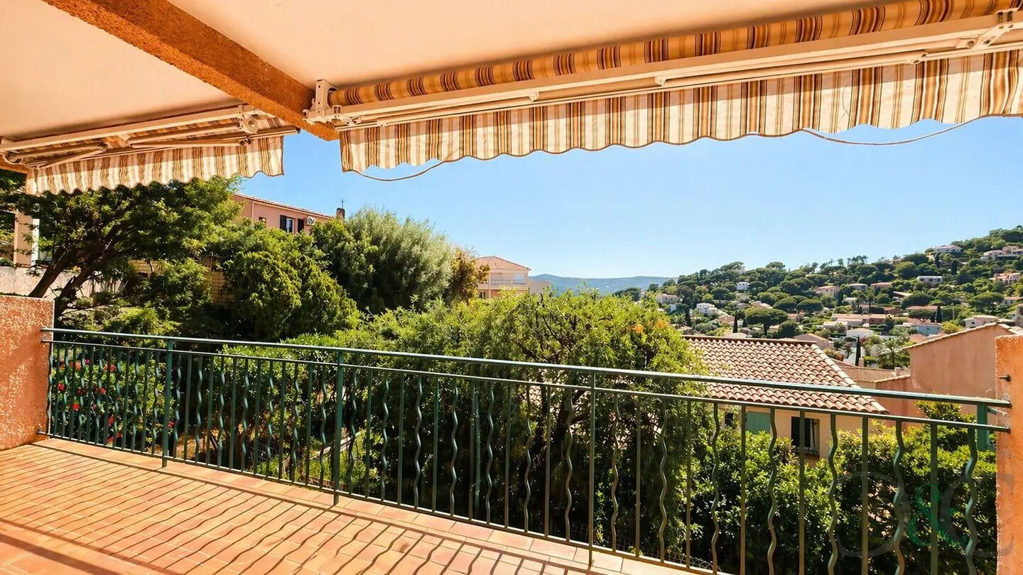 Appartement à vendre, 70m², Bormes-les-Mimosas
