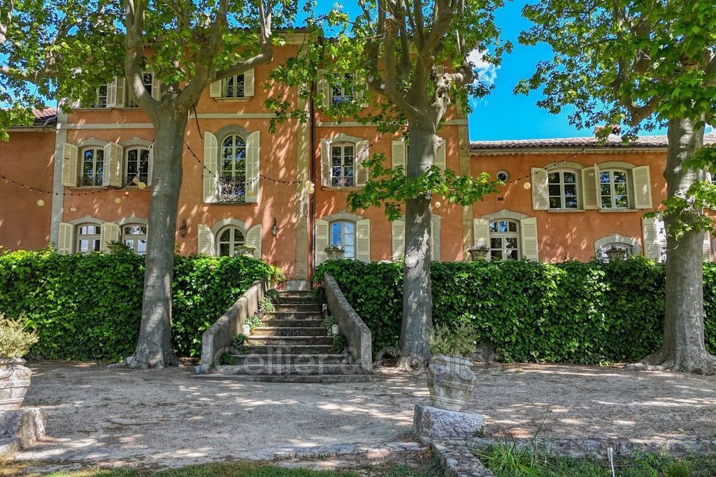 Maison à vendre, 900m², Carnoules