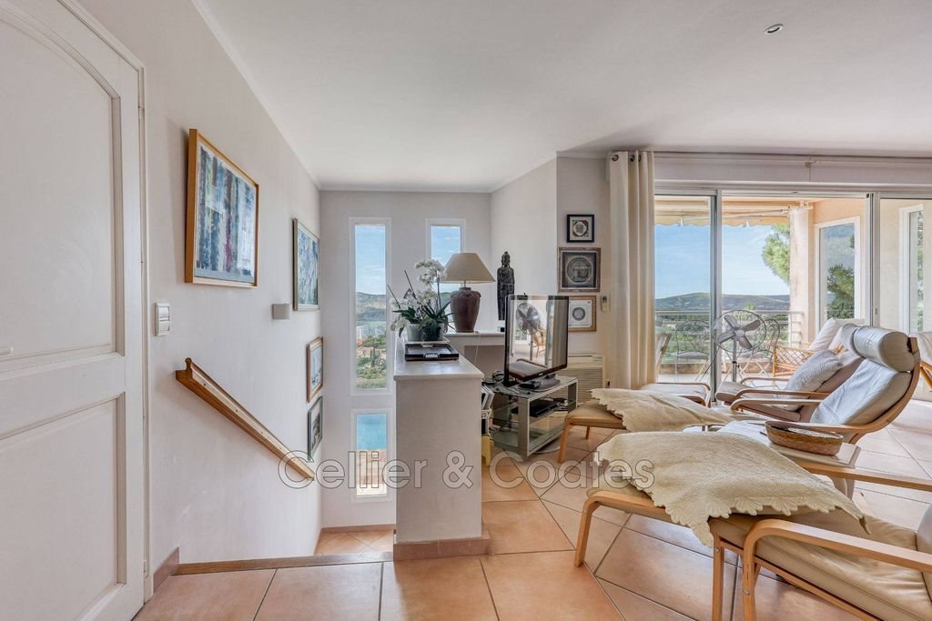 Maison à vendre, 181m², Le Lavandou