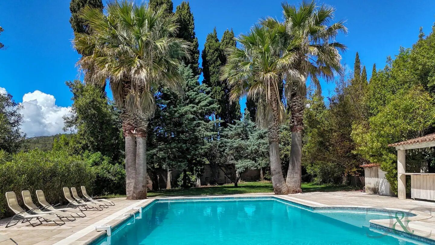 Maison à vendre, 1185m², Bormes-les-Mimosas