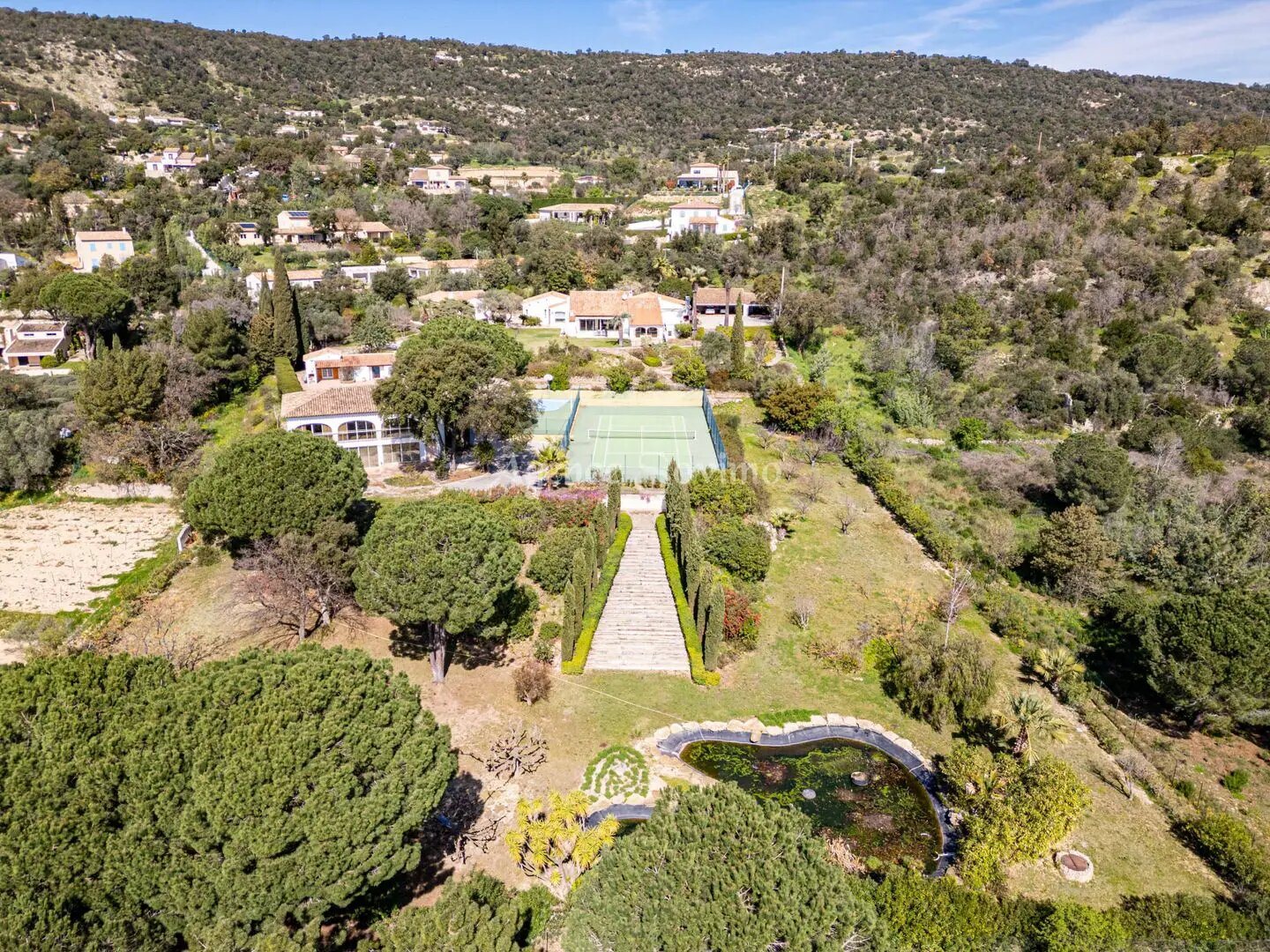 Maison à vendre, 750m², Le Plan-de-la-Tour