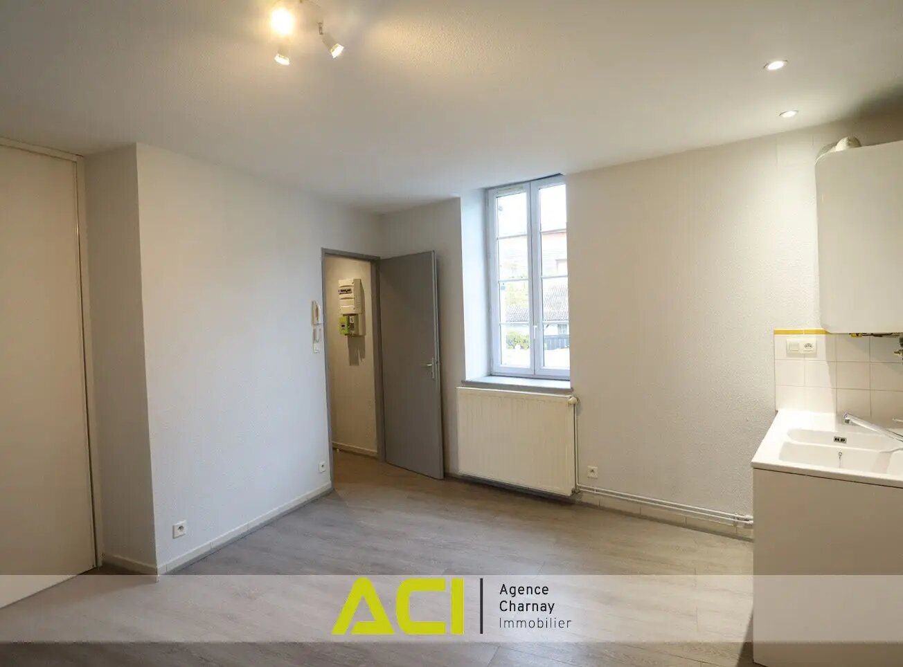 Appartement à louer, 30m², Mâcon
