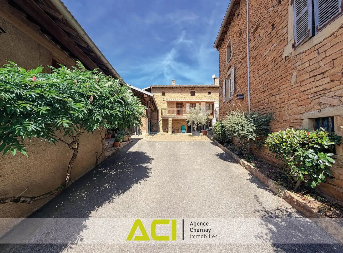 Maison à vendre, 216m², Vergisson