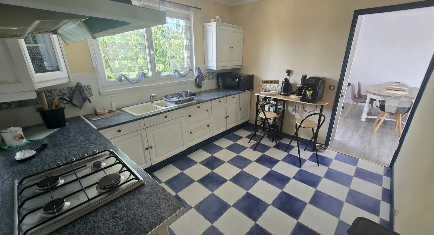 Maison à vendre, 102m², Dangé-Saint-Romain