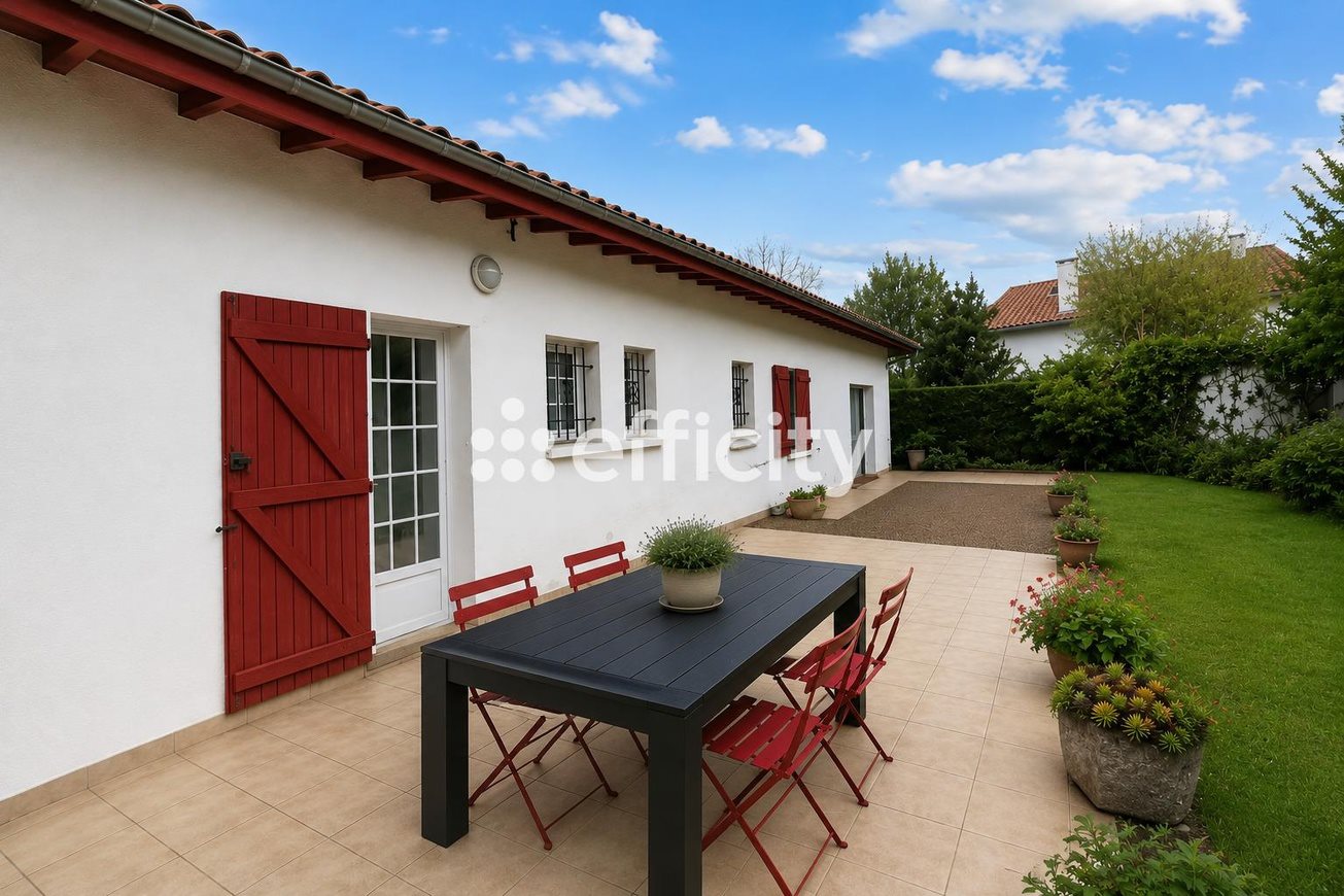 Maison à vendre, 138m², Ustaritz