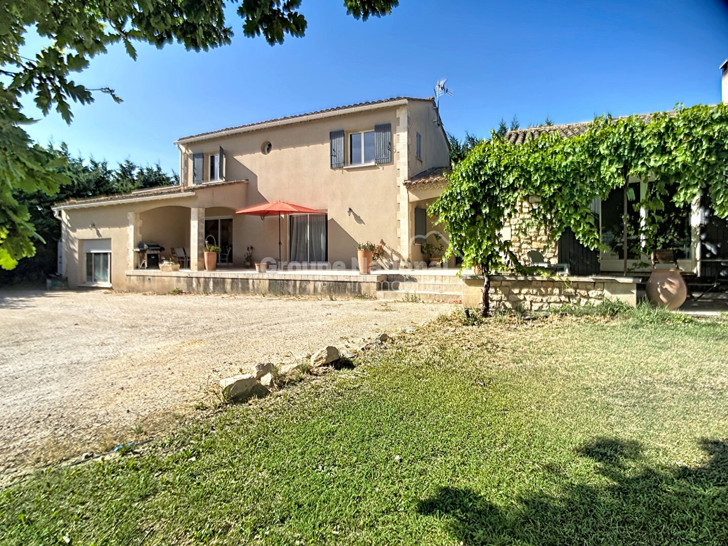 Maison à vendre, 247m², Eyragues