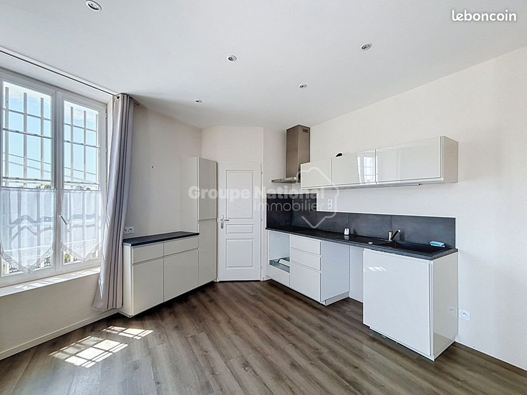 Appartement à louer, 82m², Châteaurenard