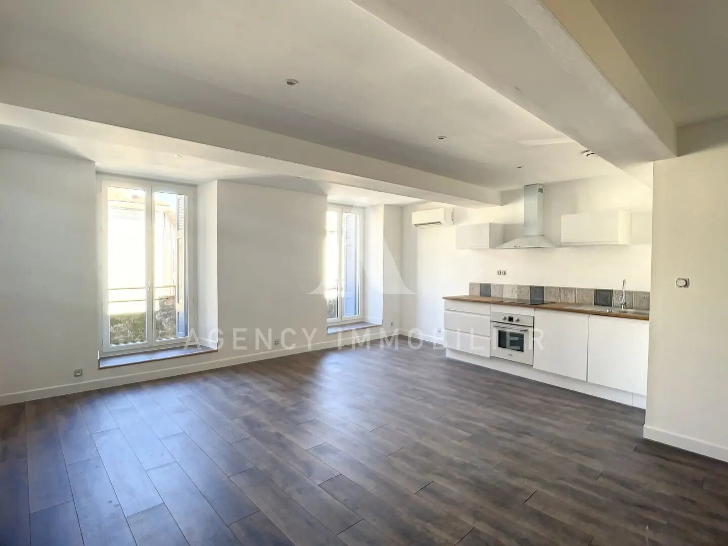 Appartement à louer, 65m², Noves