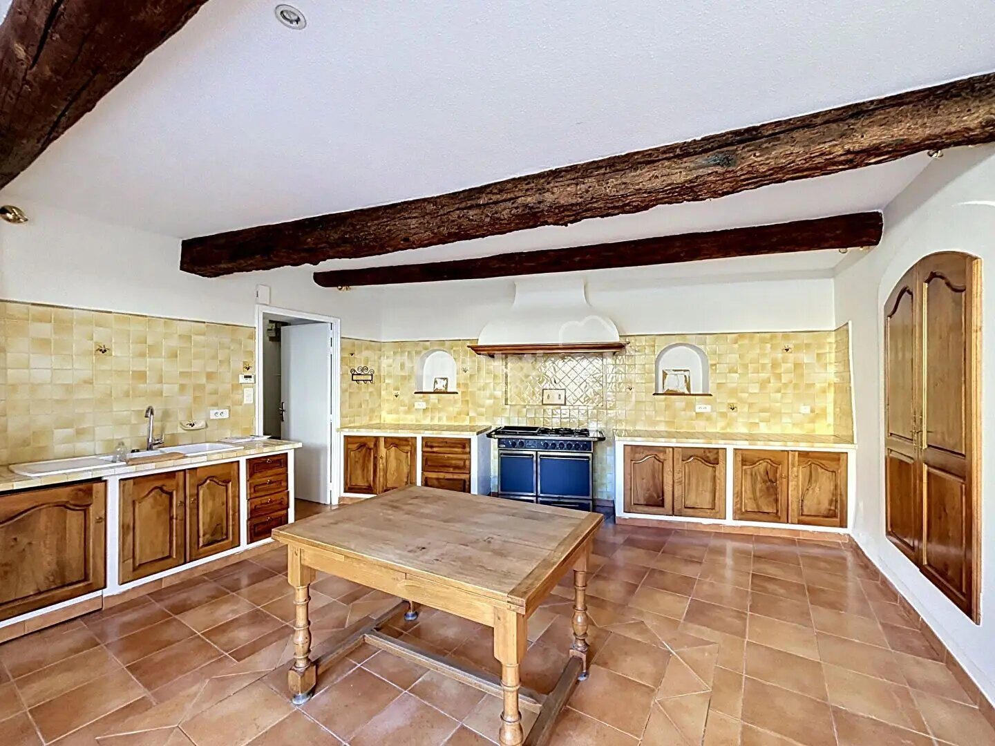 Maison à louer, 206m², Châteaurenard