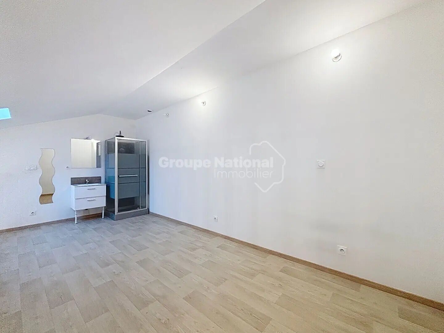 Appartement à louer, 40m², Noves