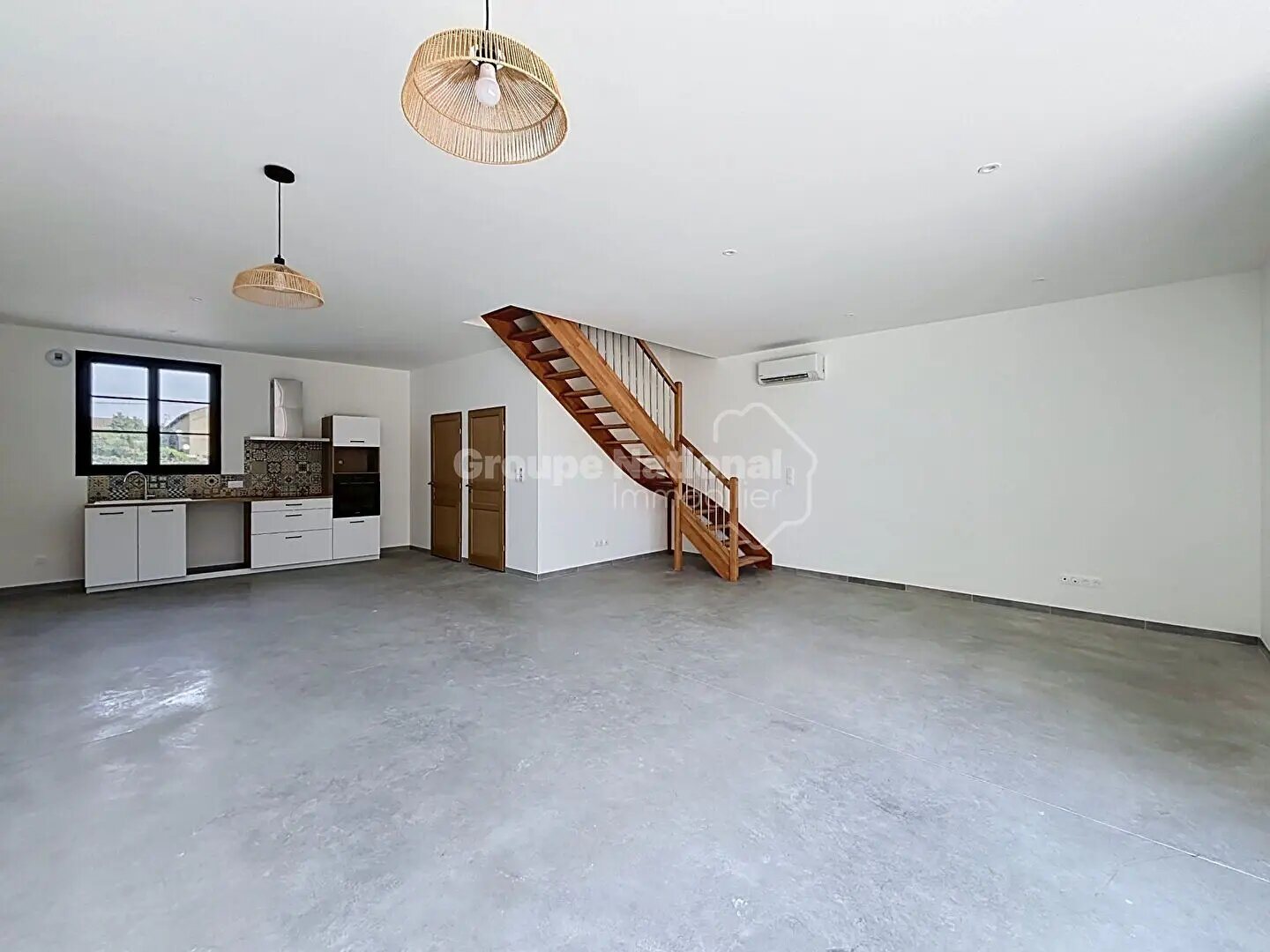 Maison à louer, 112m², Maillane