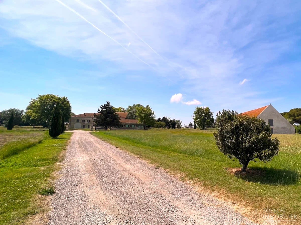 Maison à vendre, 1300m², Arles