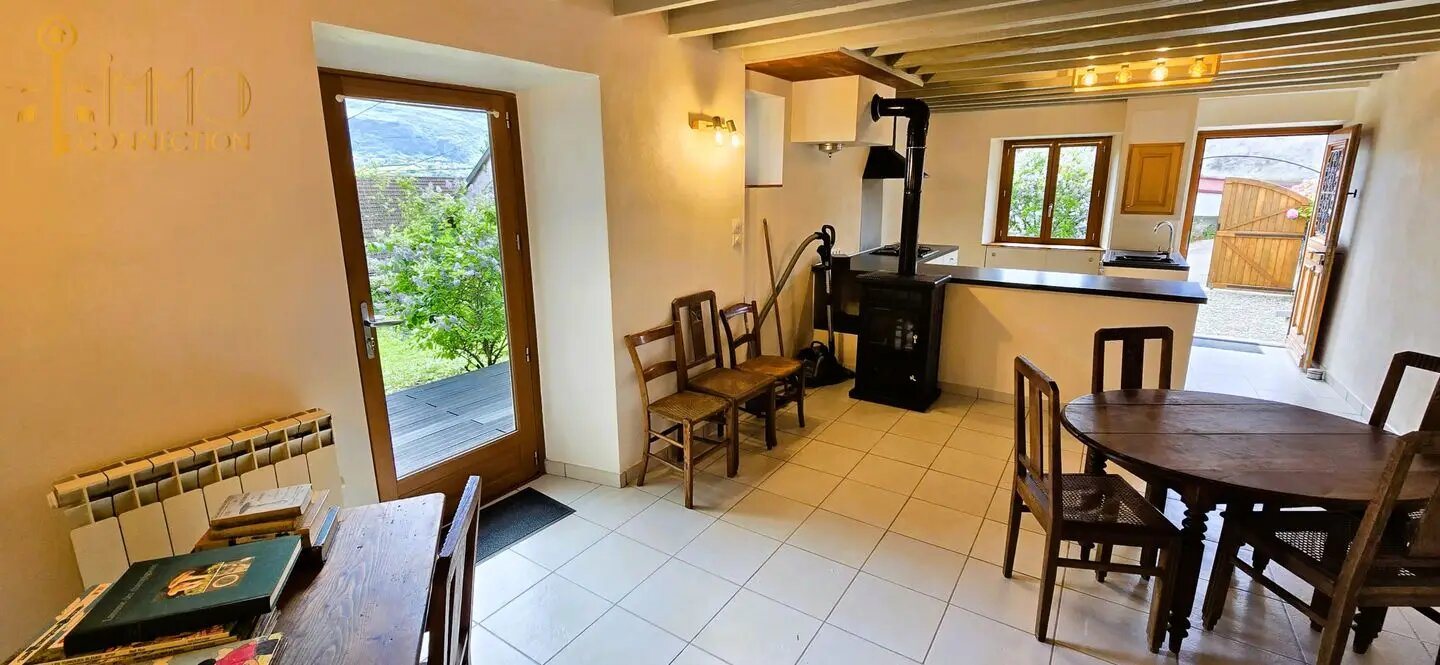 Maison à vendre, 95m², Anglefort
