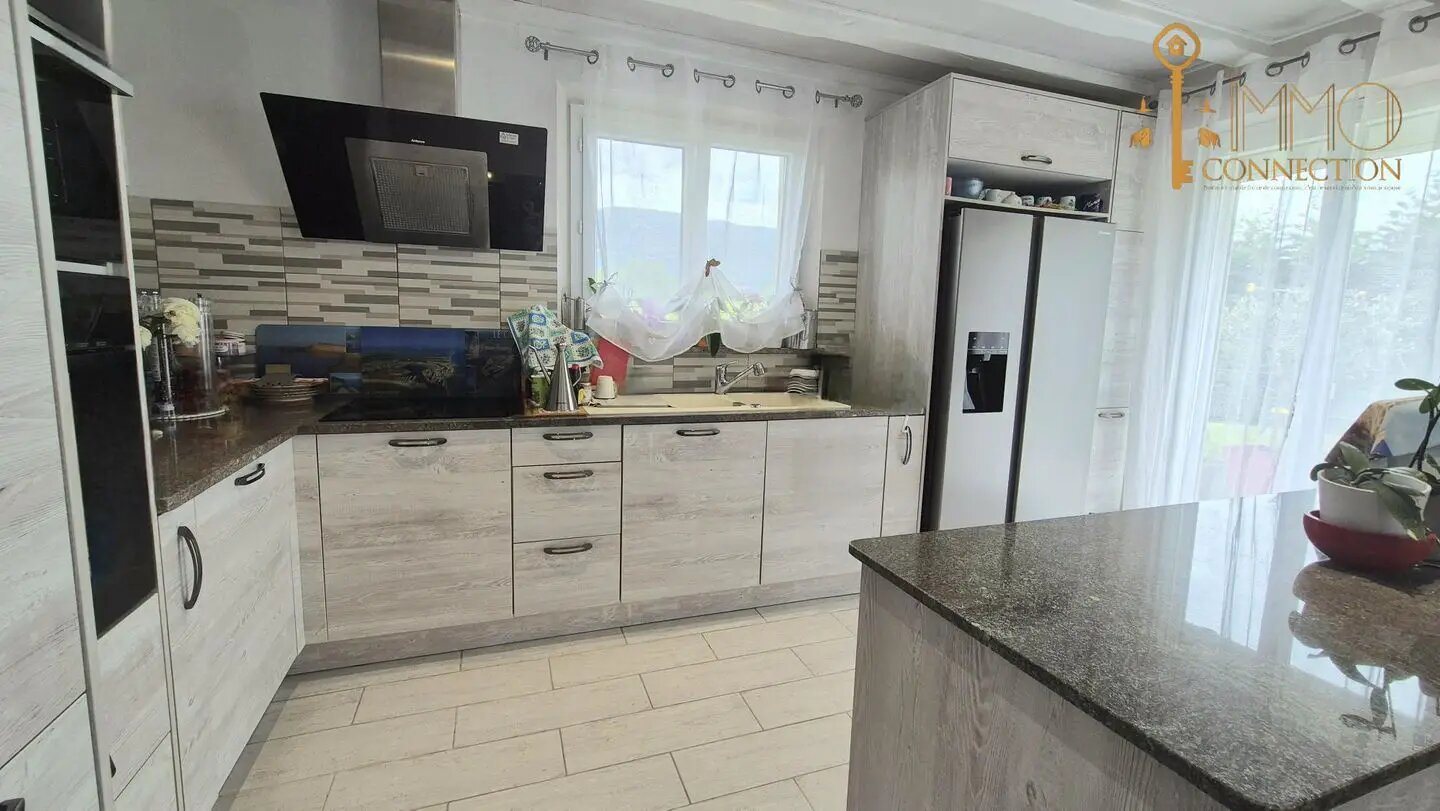 Maison à vendre, 138m², Anglefort