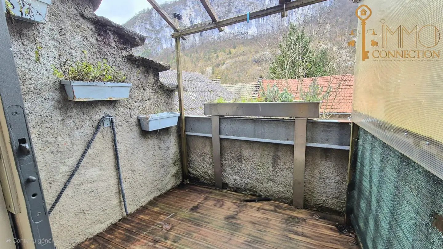 Maison à vendre, 65m², Rossillon