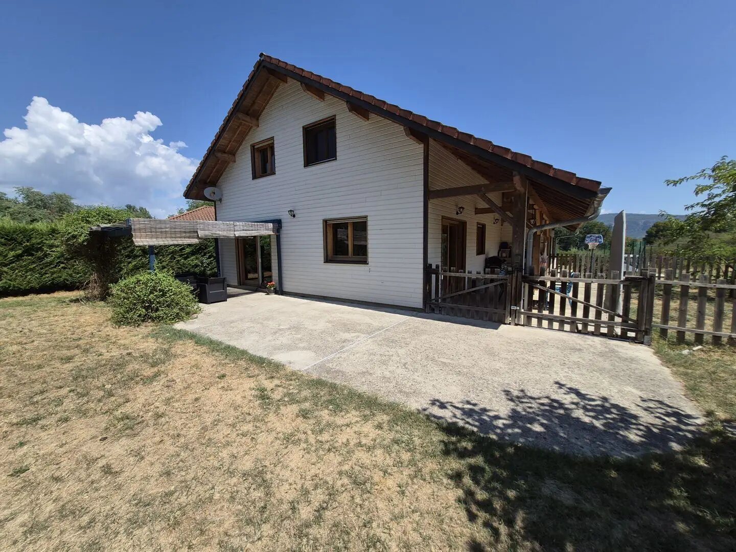 Maison à vendre, 141m², Peyrieu