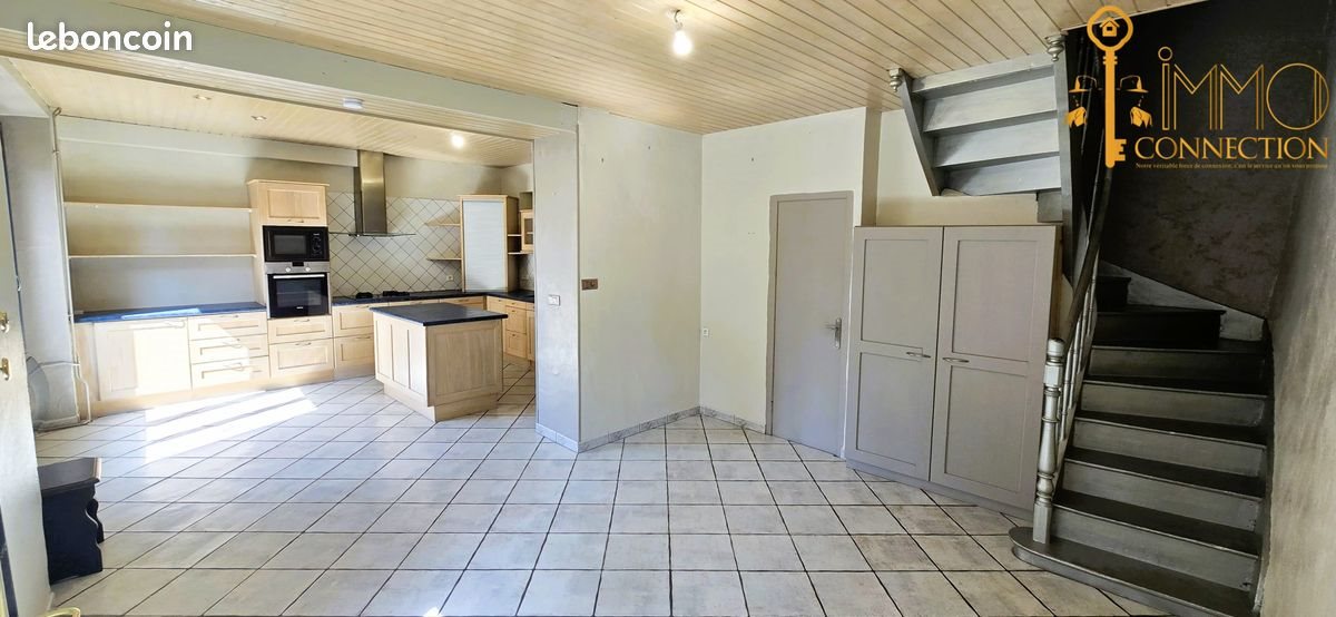 Maison à louer, 130m², Artemare