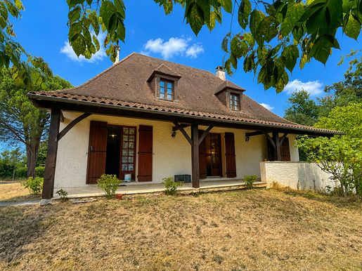 Maison 7 pièces 149 m² · à Beaumontois en Périgord · 149 m² · 256 000 €