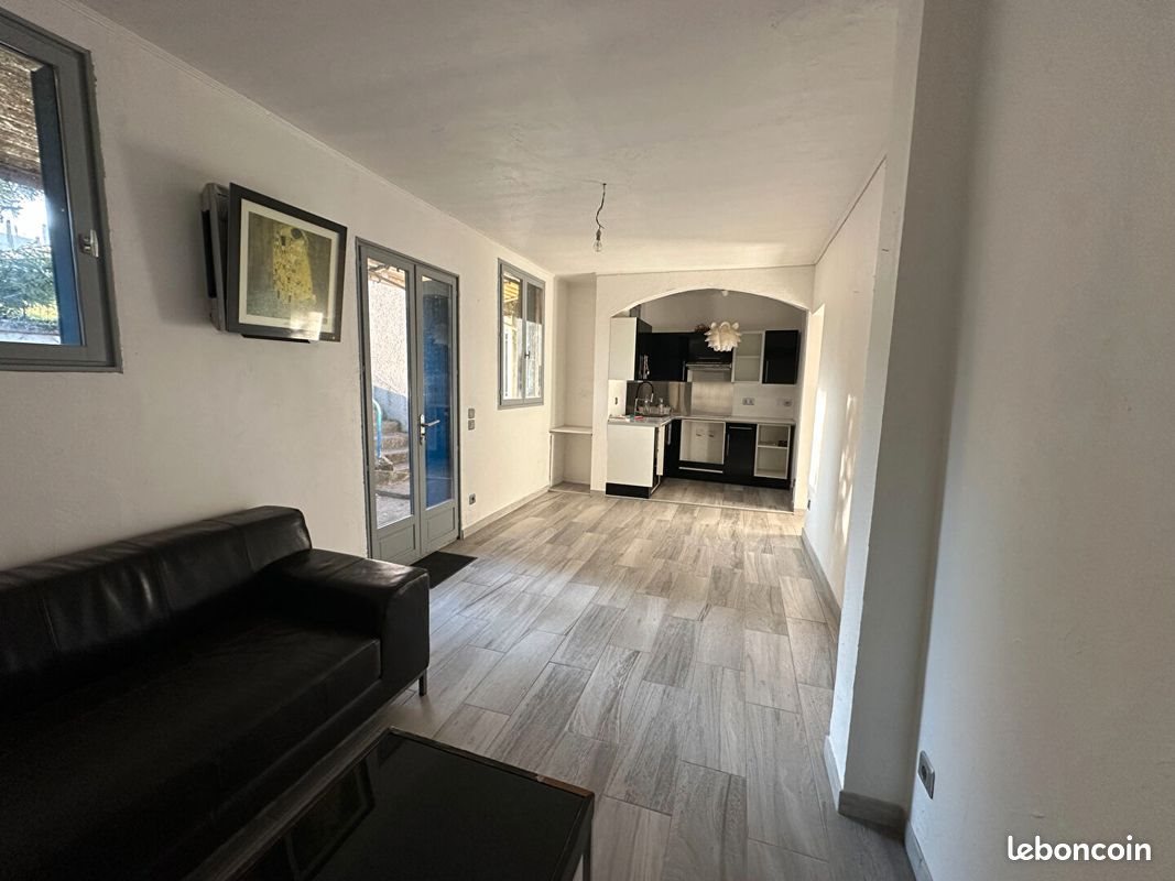 Maison à vendre, 65m², Pont-sur-Yonne