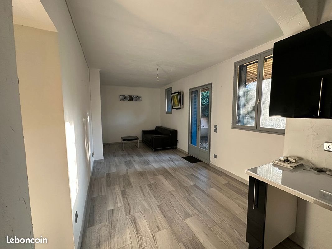 Maison à vendre, 65m², Pont-sur-Yonne