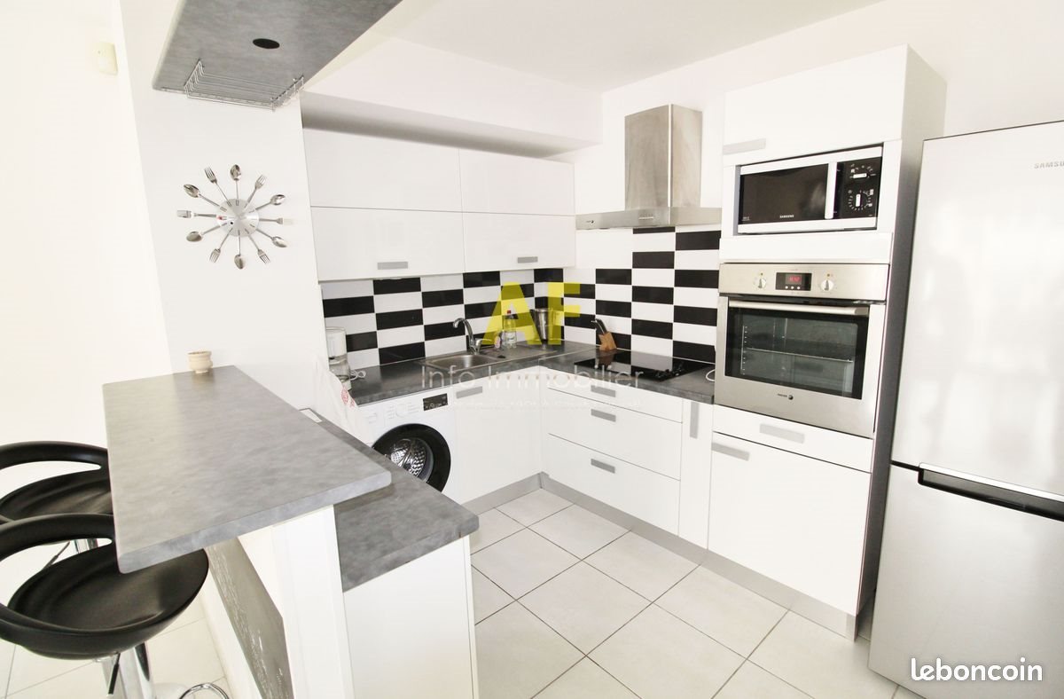 Appartement à louer, 54m², Saint-Raphaël