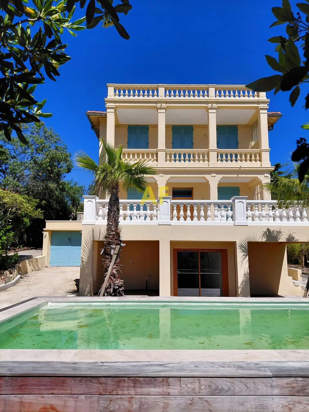 Maison à vendre, 198m², Saint-Raphaël