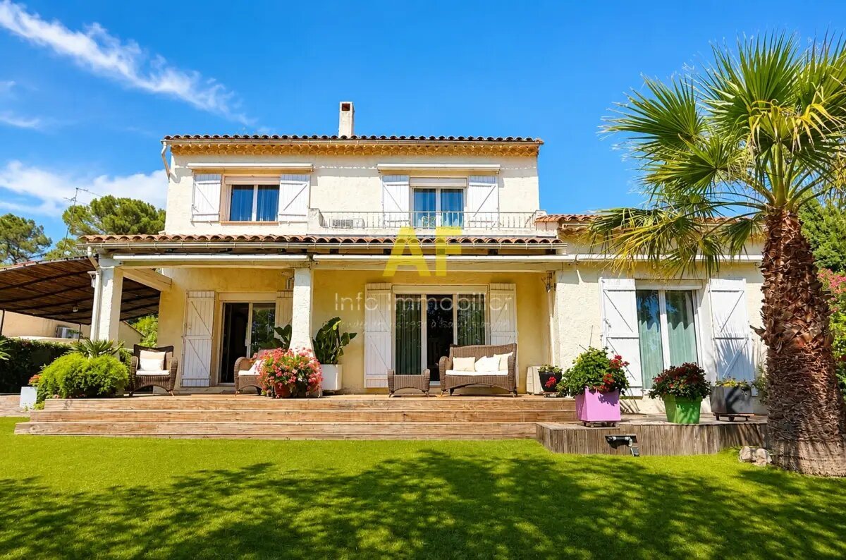 Maison à vendre, 139m², Saint-Raphaël
