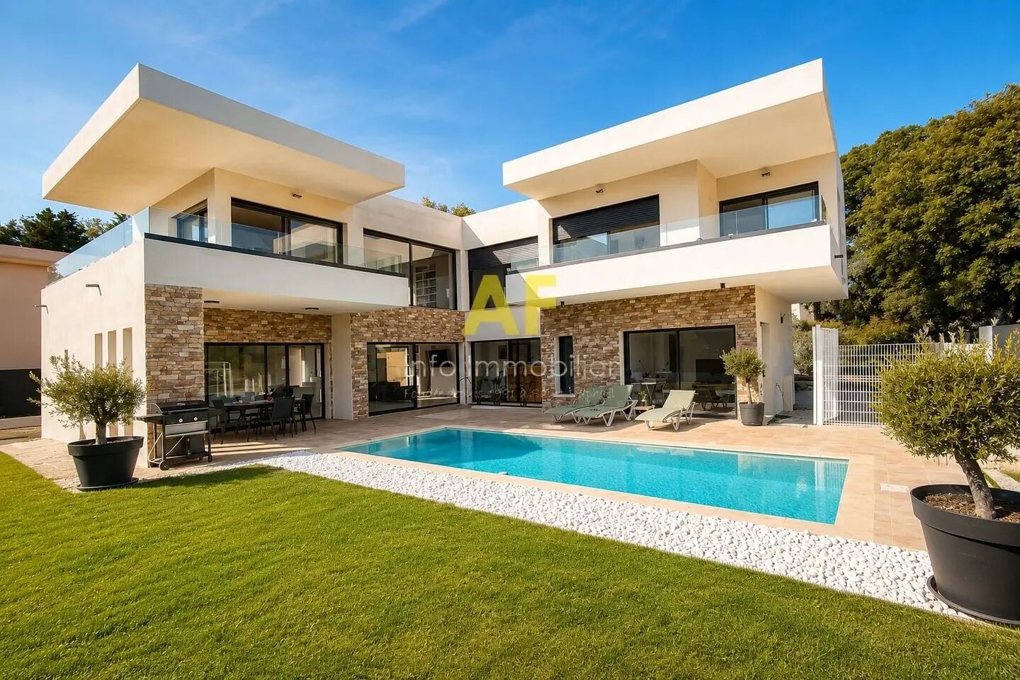 Maison à vendre, 235m², Saint-Raphaël