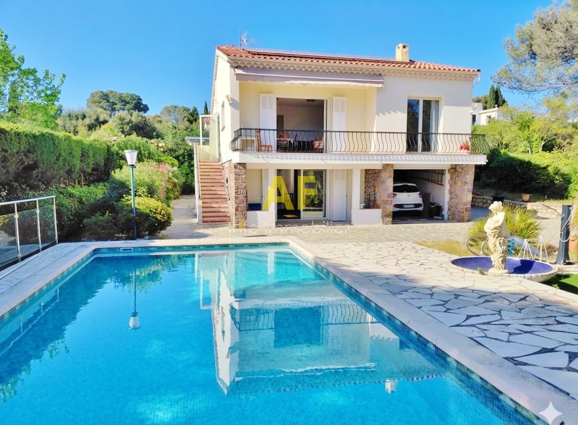 Maison à vendre, 137m², Saint-Raphaël
