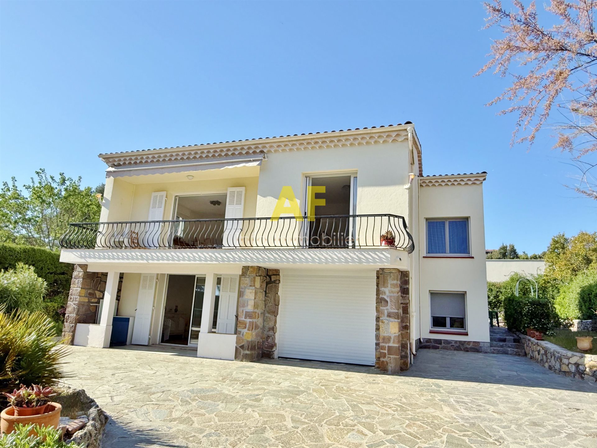 Maison à vendre, 137m², Saint-Raphaël