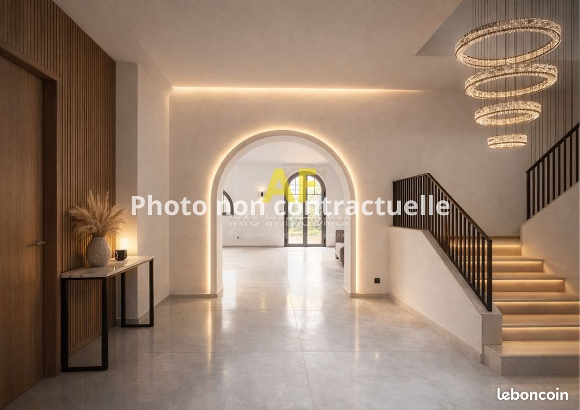Maison à vendre, 176m², Saint-Raphaël