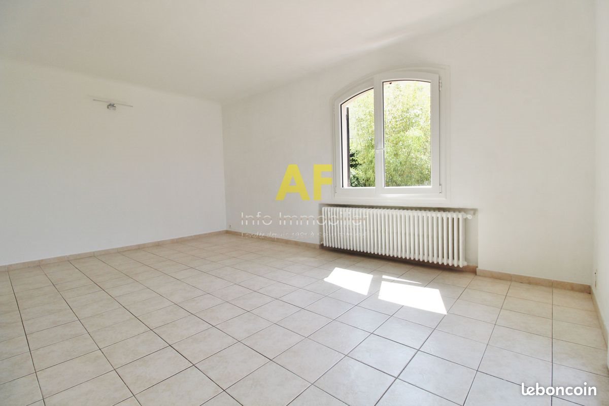 Appartement à louer, 76m², Saint-Raphaël