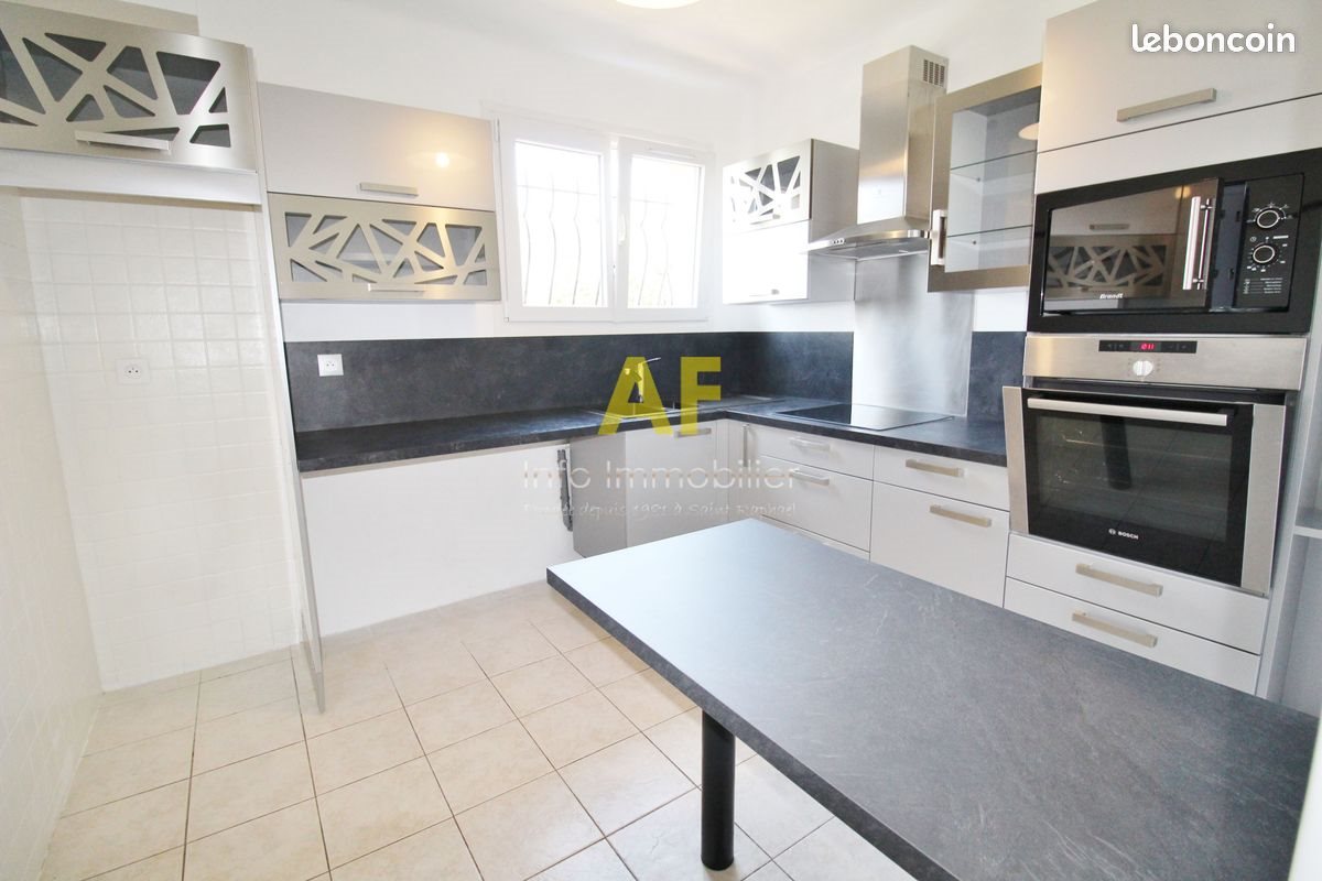 Appartement à louer, 76m², Saint-Raphaël