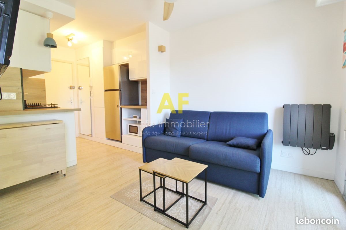 Appartement à louer, 24m², Saint-Raphaël