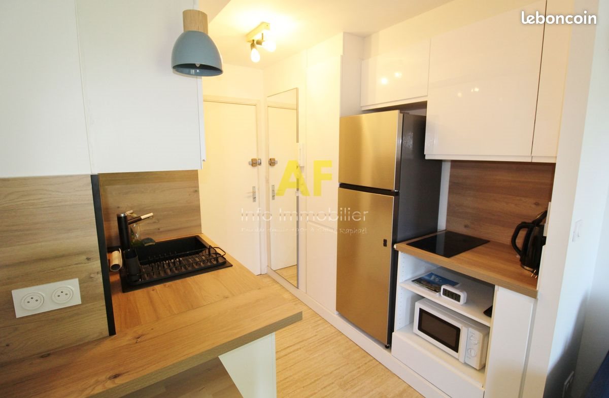 Appartement à louer, 24m², Saint-Raphaël