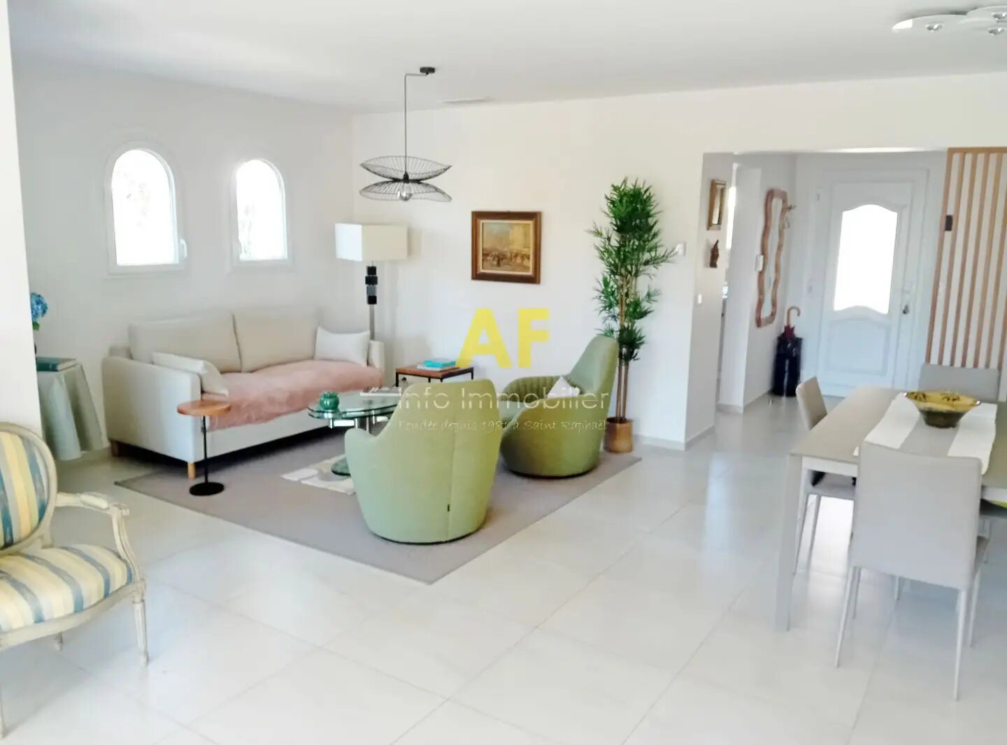 Maison à vendre, 101m², Saint-Raphaël