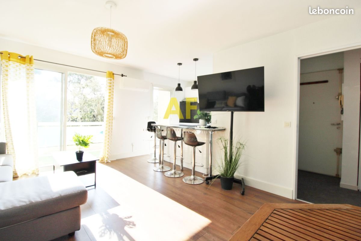 Appartement à louer, 42m², Saint-Raphaël