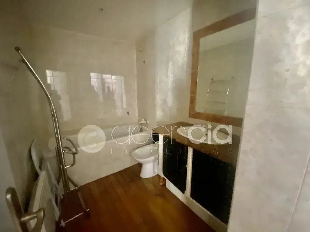 Appartement à louer, 38m², Cannes